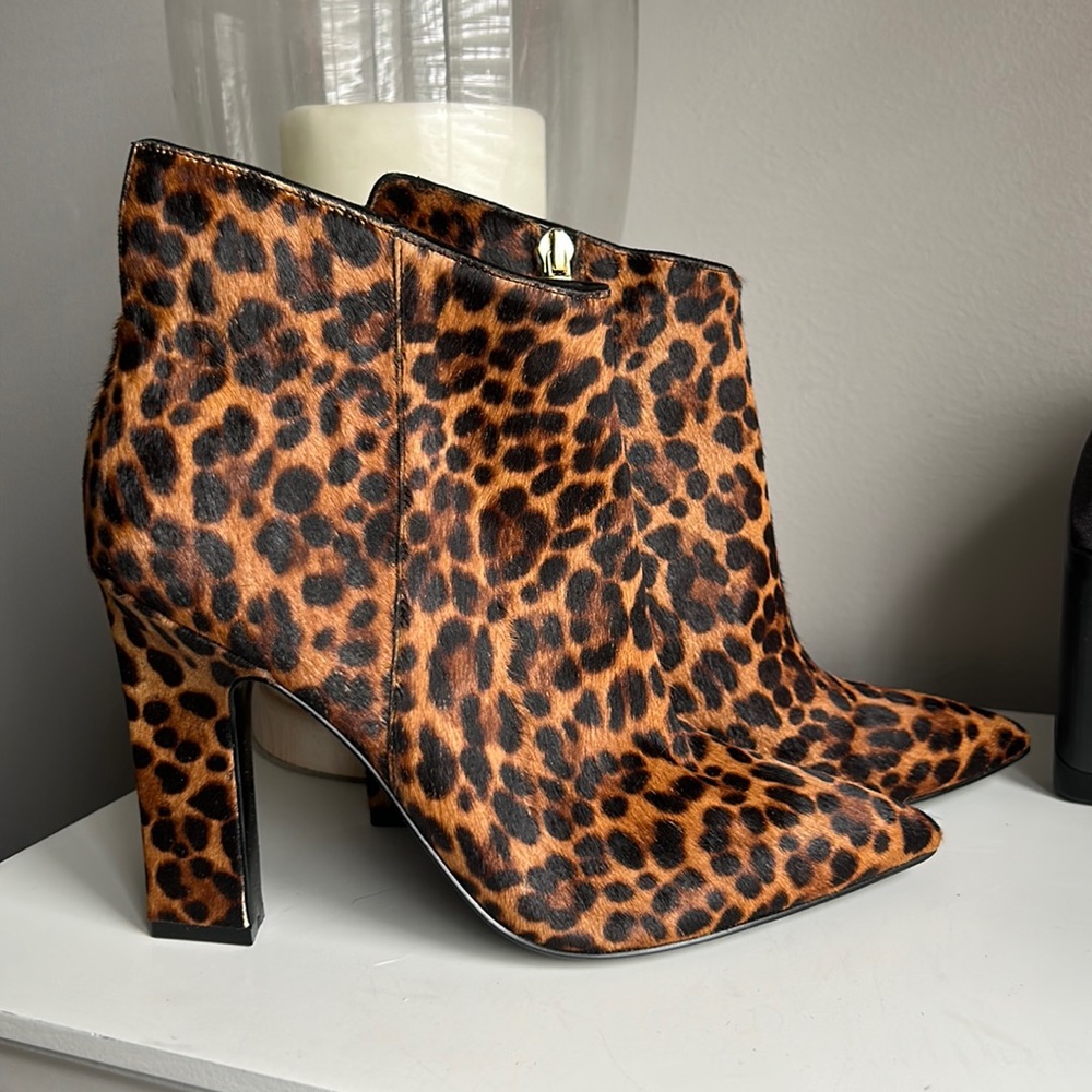 Marc Fisher black brown leopard print pony hair boots 8.5